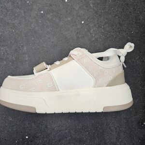 ​Dream Pairs Women’s Platform Fashion Sneakers White/Apricot Monogram,check Size